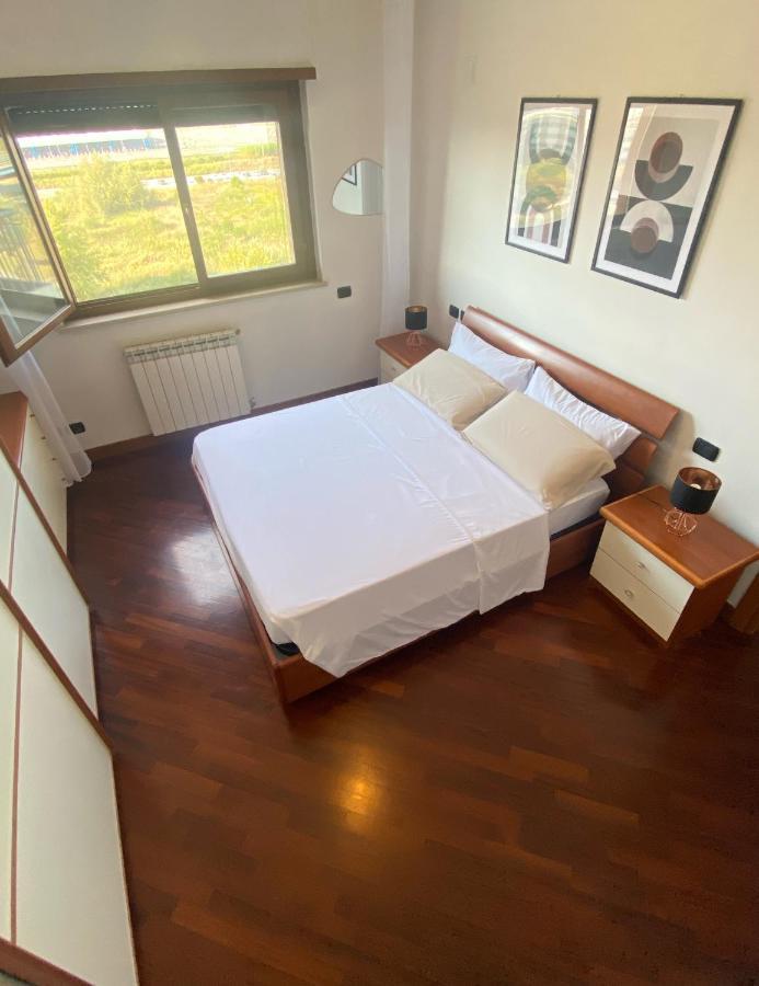 Sunset Escape Apartment - Panoramic Terrace Fiumicino Eksteriør billede