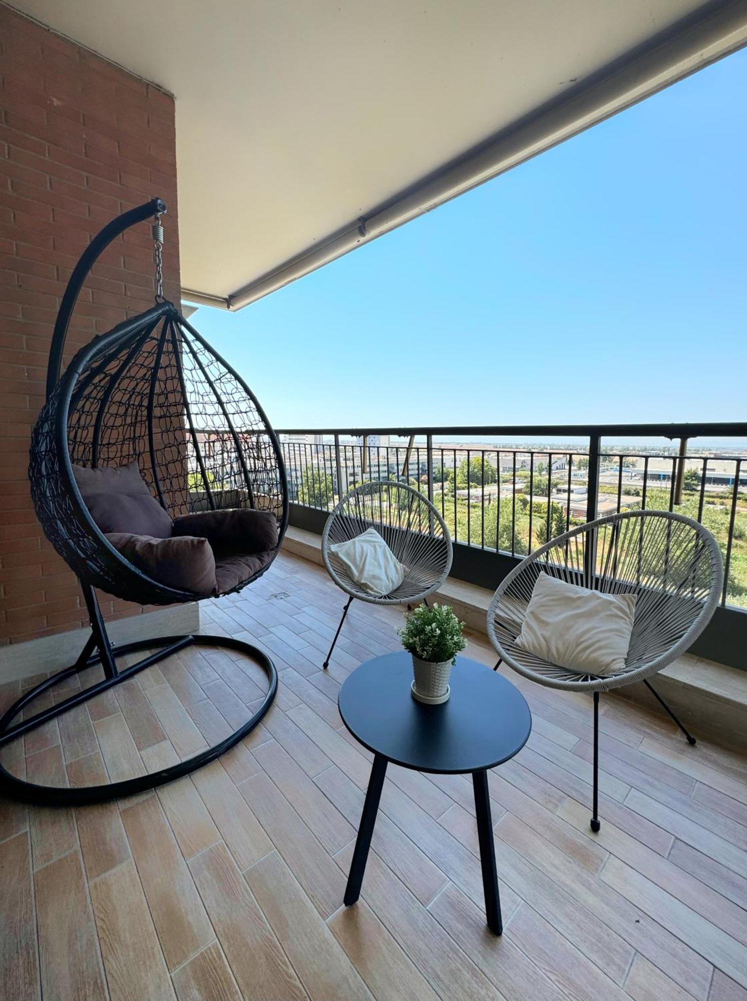 Sunset Escape Apartment - Panoramic Terrace Fiumicino Eksteriør billede